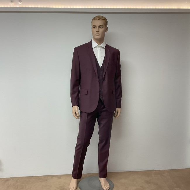 IZAC - Costume de cérémonie