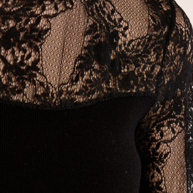 MOLLY -  Pull fantaisie en semi-transparence 