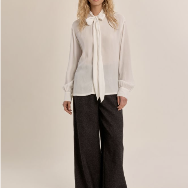 MOLLY - Blouse à col lavallière
