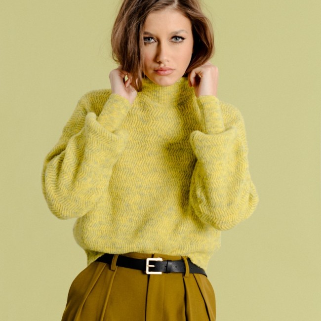 Molly Bracken - Pull